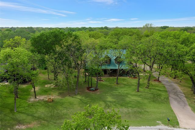 136 Southwinds Drive, Weatherford, TX 76087