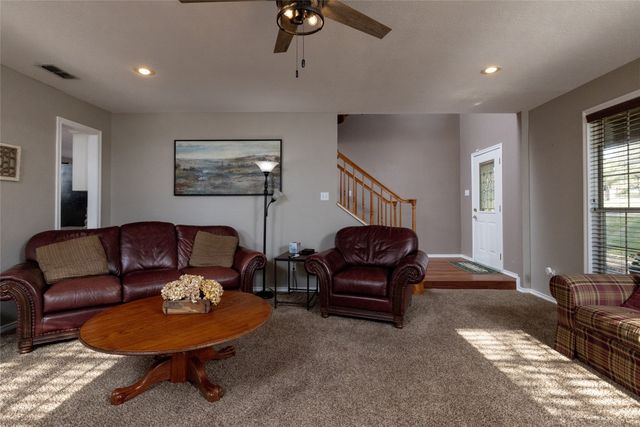 136 Southwinds Drive, Weatherford, TX 76087