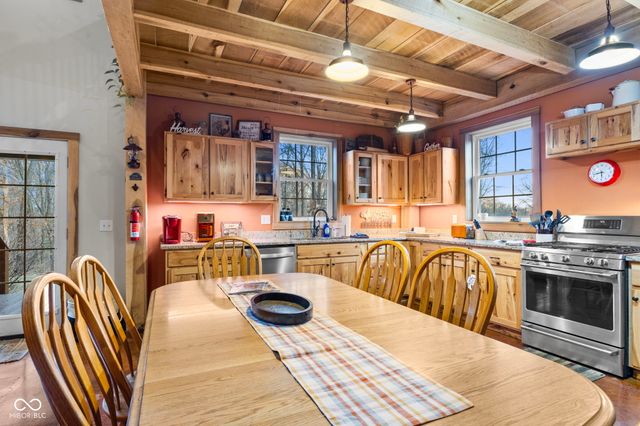 6817 Siebert Trail, Nineveh, IN 46164