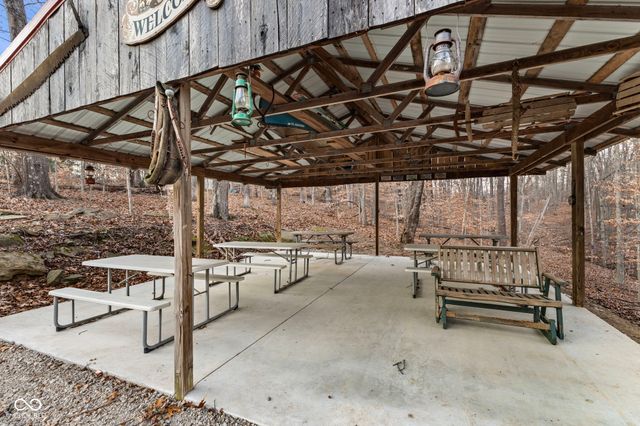 6817 Siebert Trail, Nineveh, IN 46164