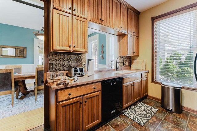 143 CHURCH AVENUE, Oshkosh, WI 54901