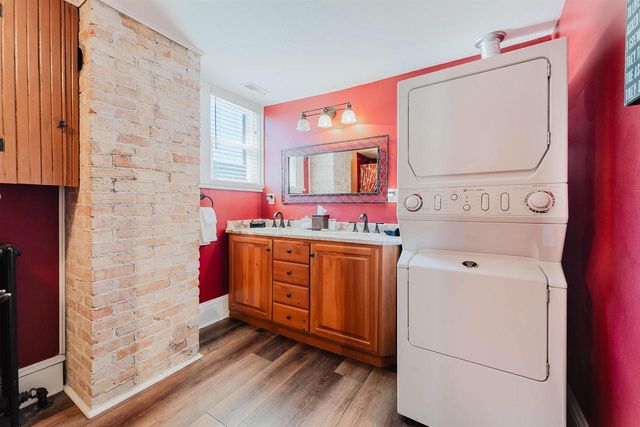 143 CHURCH AVENUE, Oshkosh, WI 54901