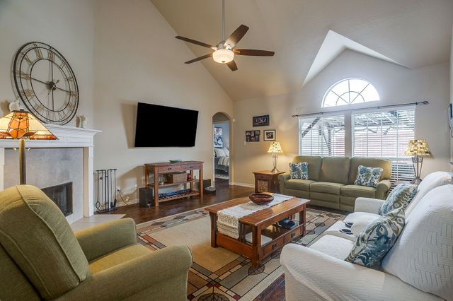 5424 Meadow Valley Drive, Fort Worth, TX 76123