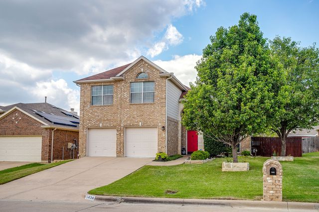 5424 Meadow Valley Drive, Fort Worth, TX 76123