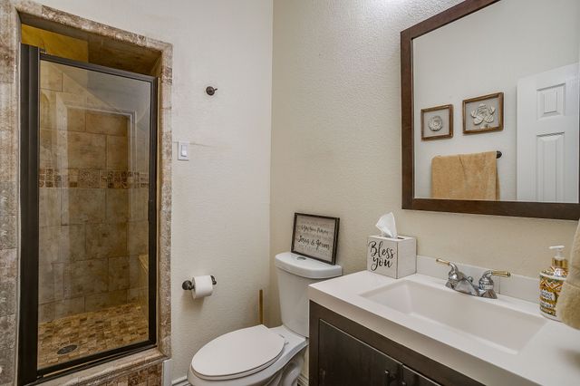 5424 Meadow Valley Drive, Fort Worth, TX 76123