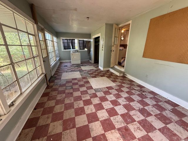 708 Garland Avenue, Hot Springs, AR 71913