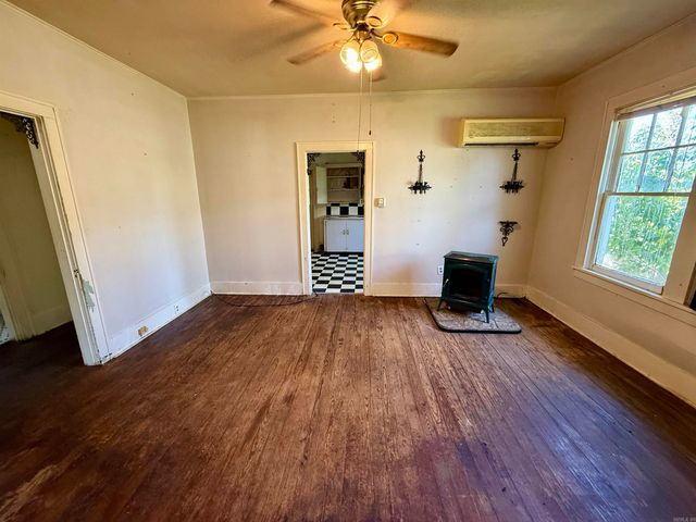 708 Garland Avenue, Hot Springs, AR 71913