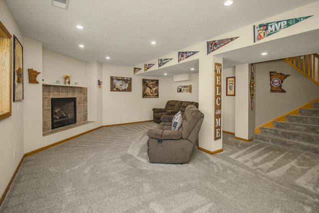 1003 Theresa Marie Drive, Elko New Market, MN 55054