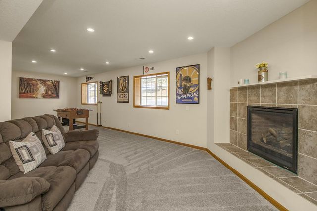 1003 Theresa Marie Drive, Elko New Market, MN 55054