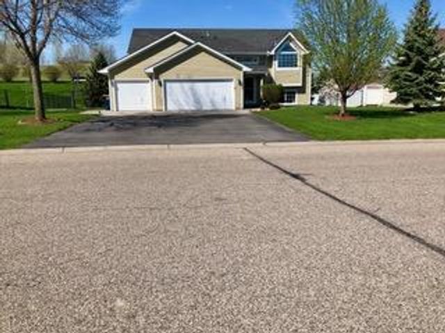 1003 Theresa Marie Drive, Elko New Market, MN 55054