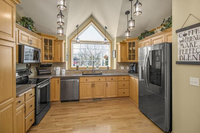 1003 Theresa Marie Drive, Elko New Market, MN 55054