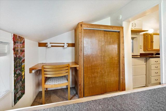 208 Mountain View Avenue, Santa Cruz, CA 95062