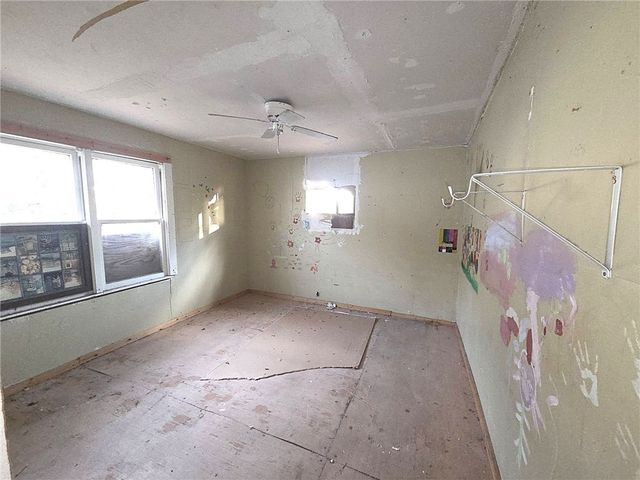 515 E Henrietta Ave, Kingsville, TX 78363