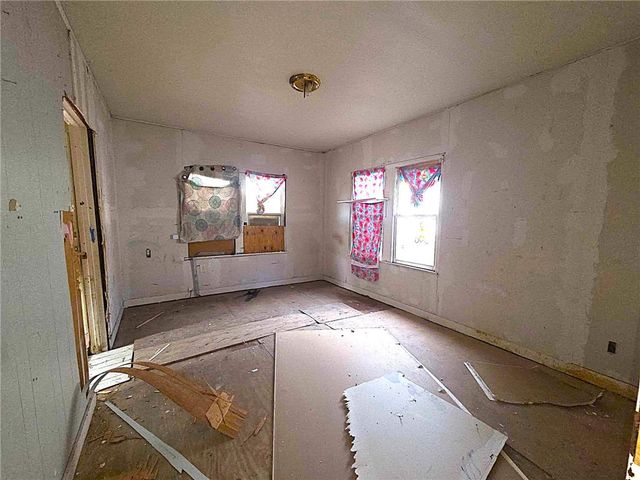 515 E Henrietta Ave, Kingsville, TX 78363