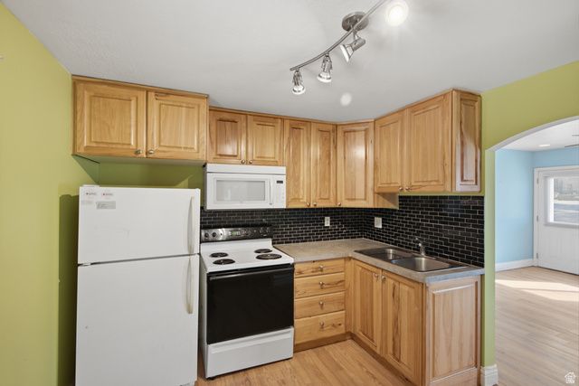 608 S 1000 E, Clearfield, UT 84015