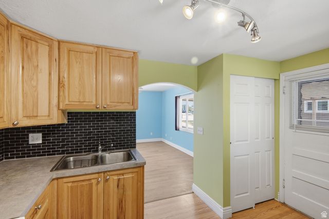 608 S 1000 E, Clearfield, UT 84015