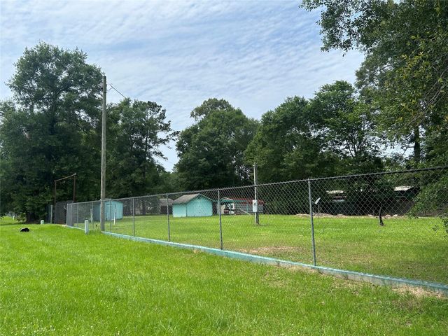 27455 Saddle Rock Lane Lane, New Caney, TX 77357