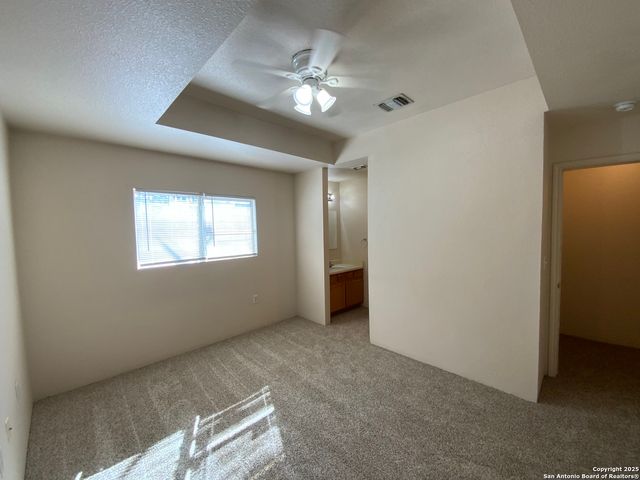 8915 Maverick Draw, San Antonio, TX 78250