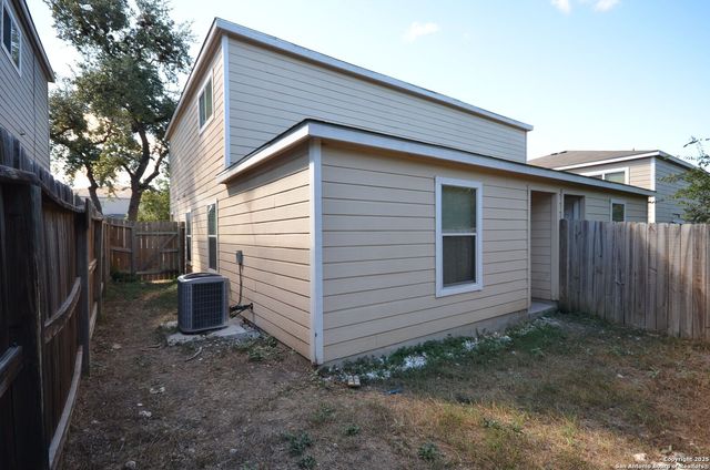 8915 Maverick Draw, San Antonio, TX 78250