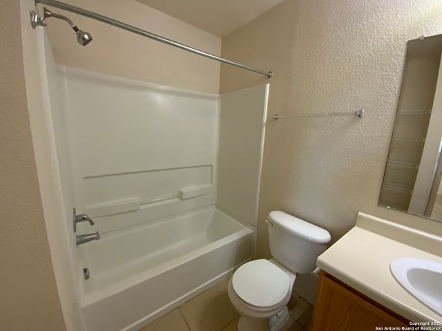 8915 Maverick Draw, San Antonio, TX 78250