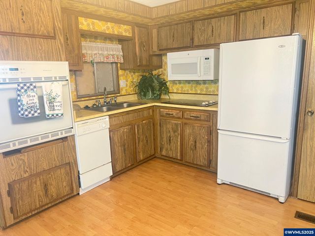 2150 Laura (#57) St 57, Springfield, OR 97477