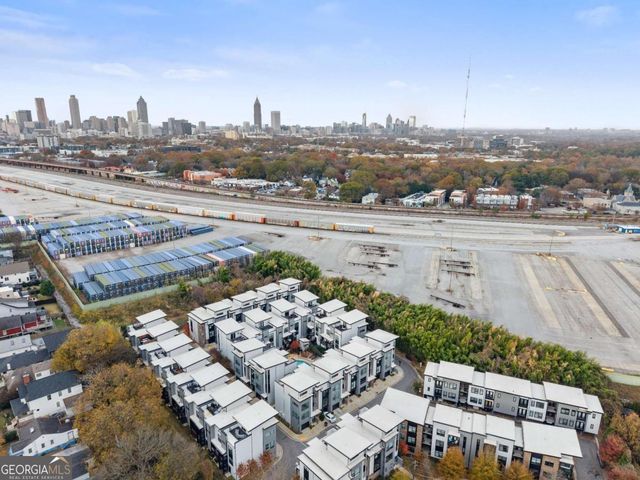 53 Moda Lane, Atlanta, GA 30316