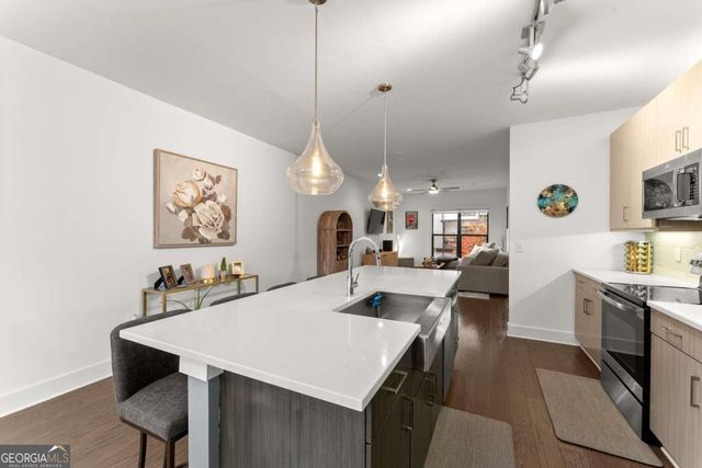 53 Moda Lane, Atlanta, GA 30316