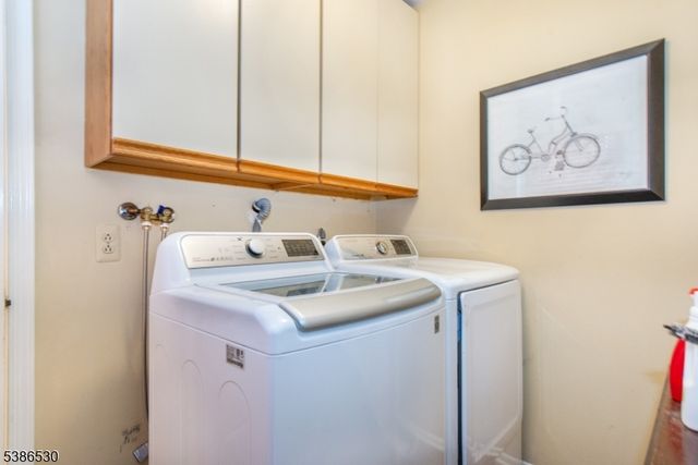 8 Tomahawk Dr, Wayne Twp., NJ 07470