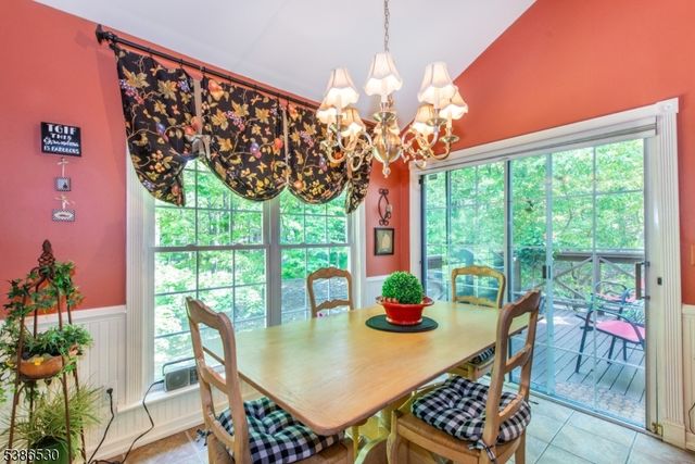 8 Tomahawk Dr, Wayne Twp., NJ 07470