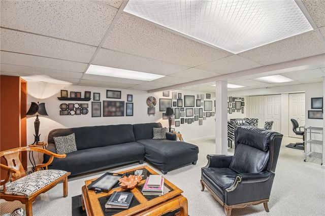 45 Maier Circle, Gates, NY 14559