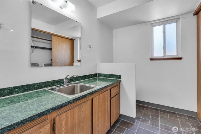 1204 31st St NE, Auburn, WA 98002