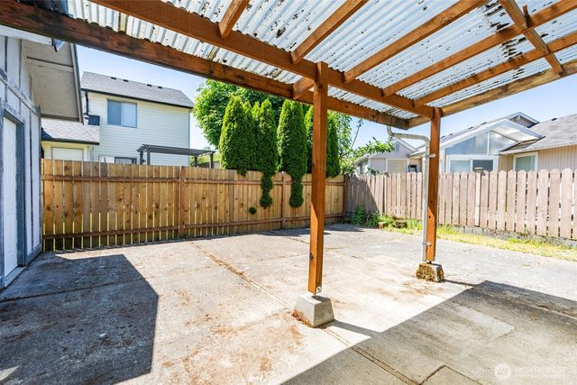 1204 31st St NE, Auburn, WA 98002