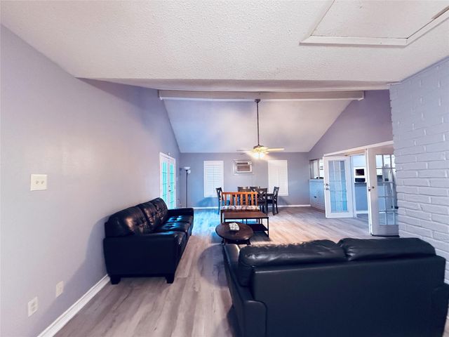 15331 Silverman Street, Houston, TX 77598