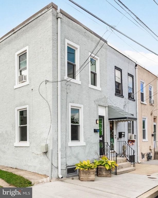 70 W RAMBO #, Bridgeport, PA 19405 — photo 2