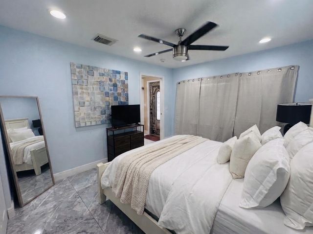 3718 COCONUT Road A, Palm Springs, FL 33461