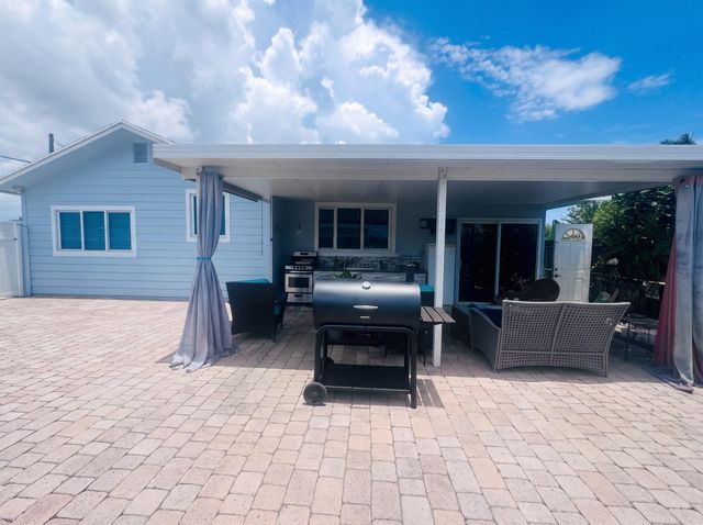3718 COCONUT Road A, Palm Springs, FL 33461