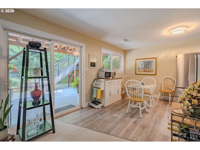 6210 Nw BERNIE Dr, Vancouver, WA 98663
