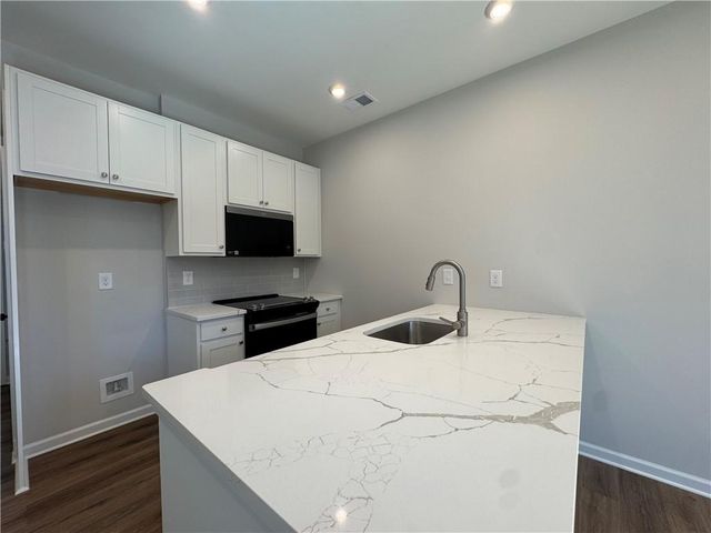 1387 Breezy Circle SE 88, Atlanta, GA 30315