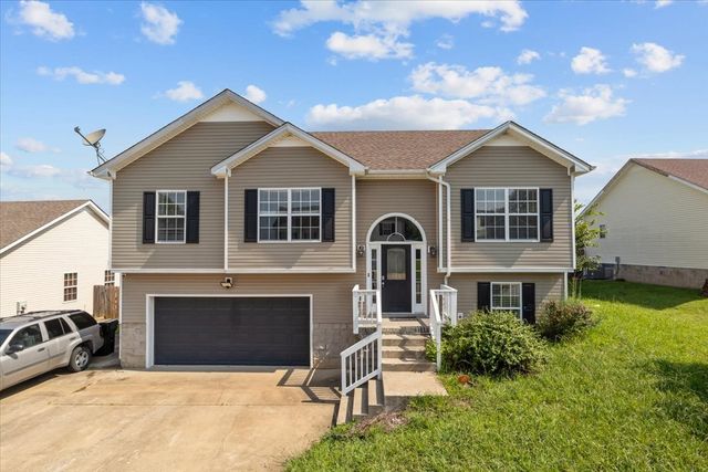 1613 Broad Cir, Clarksville, TN 37042