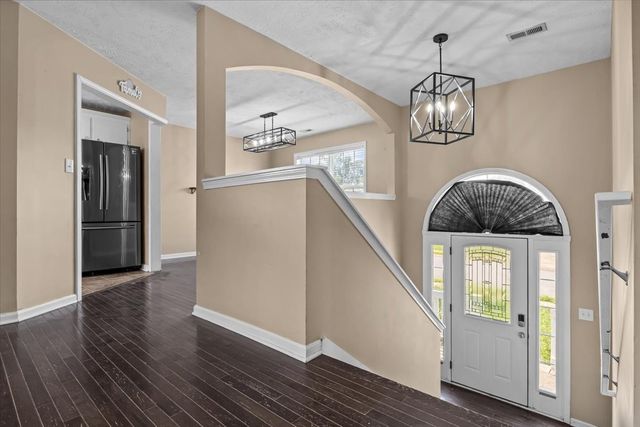 1613 Broad Cir, Clarksville, TN 37042