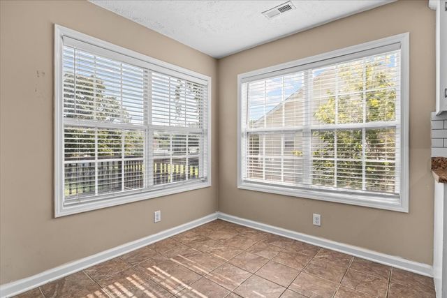 1613 Broad Cir, Clarksville, TN 37042