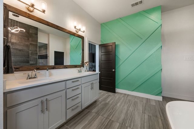 130 Nicholas Way, Decatur, TX 76234