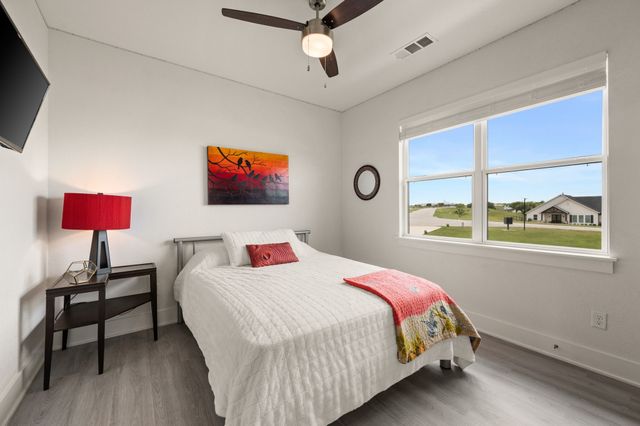 130 Nicholas Way, Decatur, TX 76234
