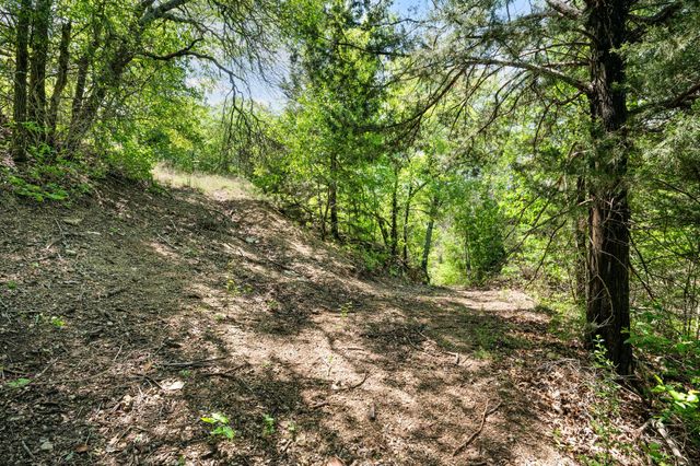 130 Nicholas Way, Decatur, TX 76234