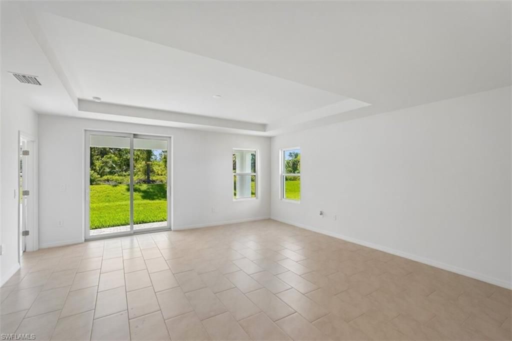 247 Lakeside Breeze WAY, LEHIGH ACRES, FL 33936 — photo 5