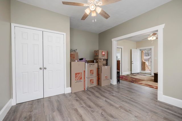 2111 N Rogers Avenue, Springfield, MO 65803