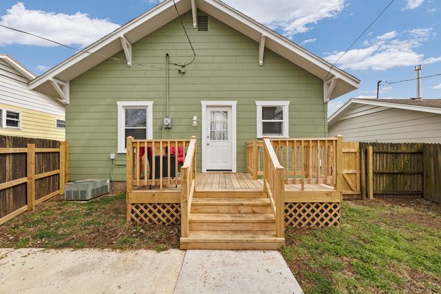 2111 N Rogers Avenue, Springfield, MO 65803