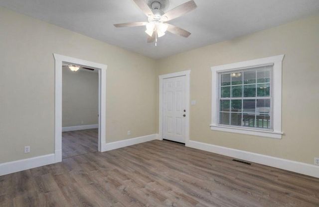 2111 N Rogers Avenue, Springfield, MO 65803