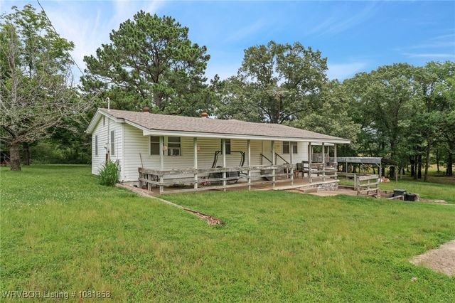 1101 W Taylor Drive, Sallisaw, OK 74955