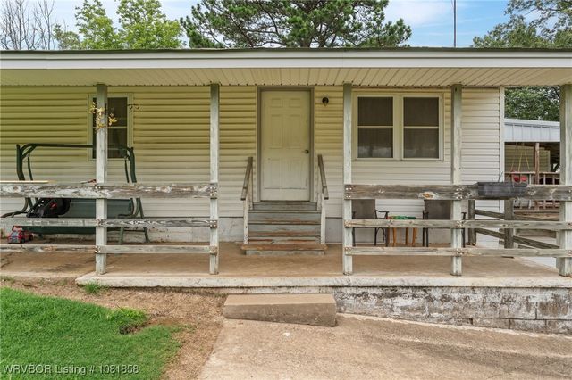 1101 W Taylor Drive, Sallisaw, OK 74955